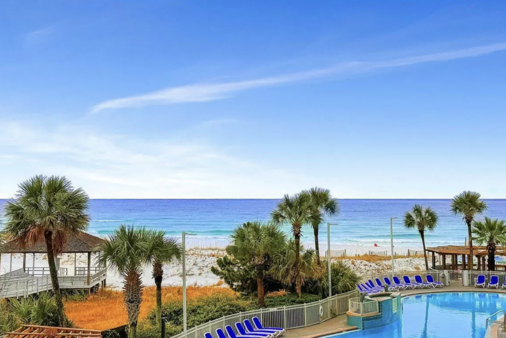 Destin 224