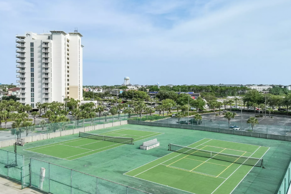 Destin 224