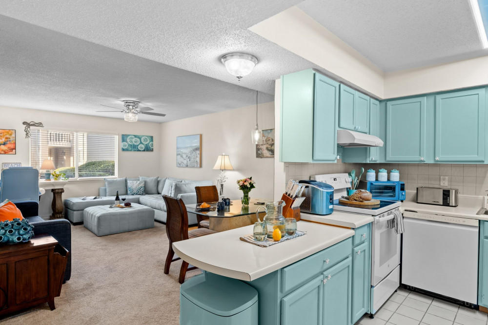 Destin 226