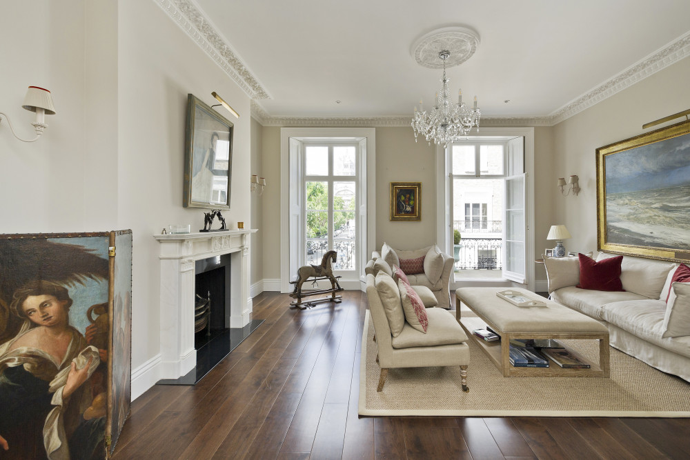 Classical Living in Knightsbridge