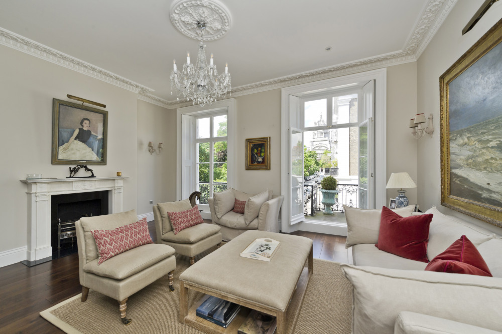 Classical Living in Knightsbridge
