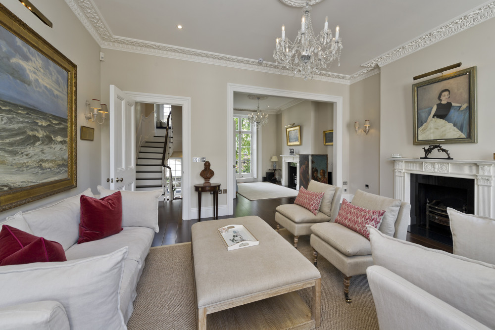 Classical Living in Knightsbridge