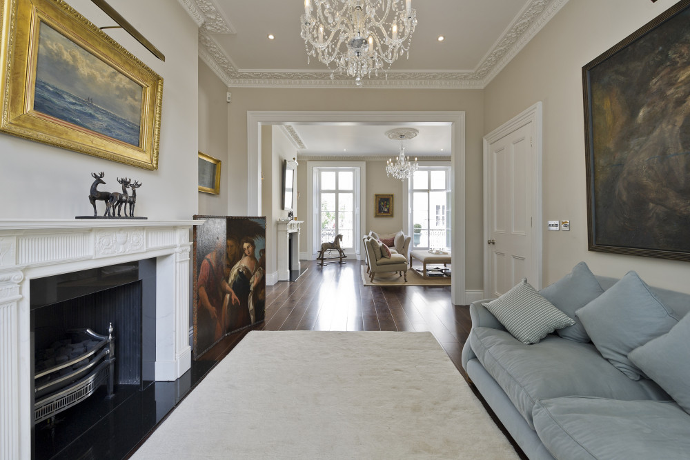 Classical Living in Knightsbridge