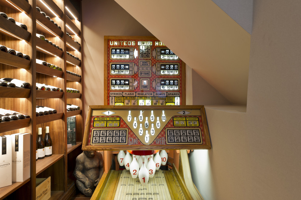 Classical Living in Knightsbridge