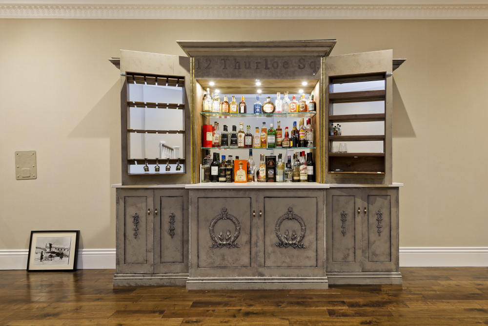 Classical Living in Knightsbridge