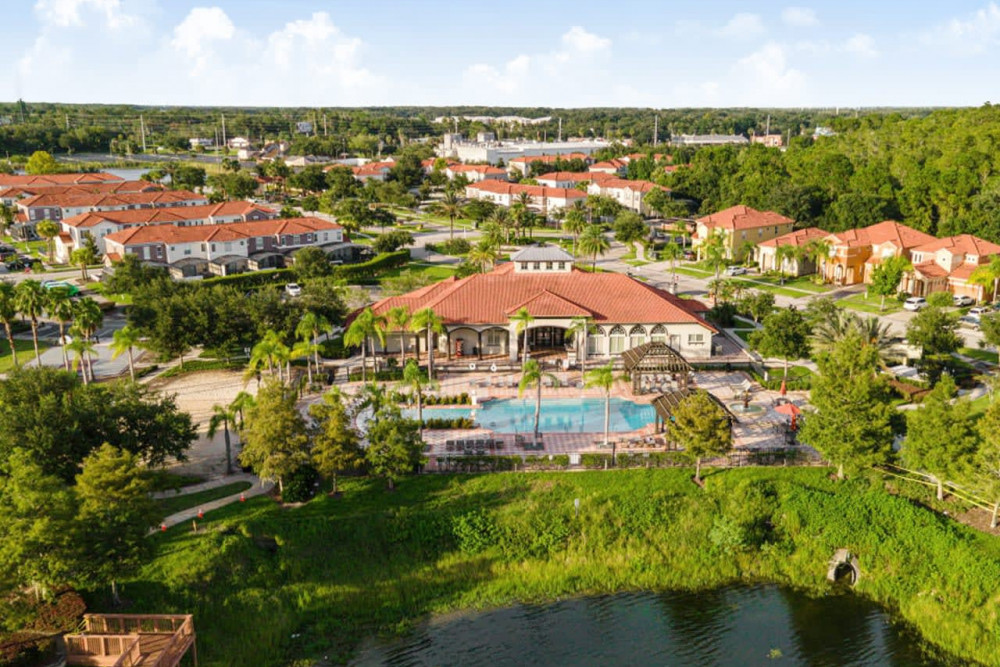 Bella Vida Resort 102