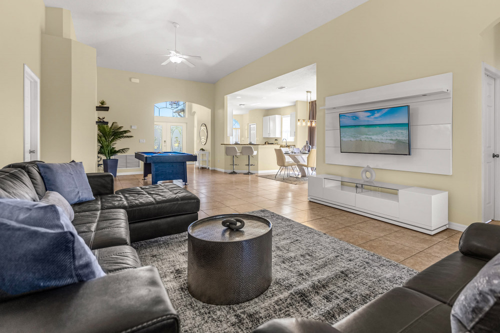 Crystal Cove Resort 11