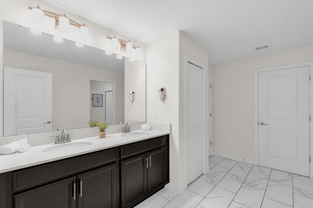 Championsgate 908