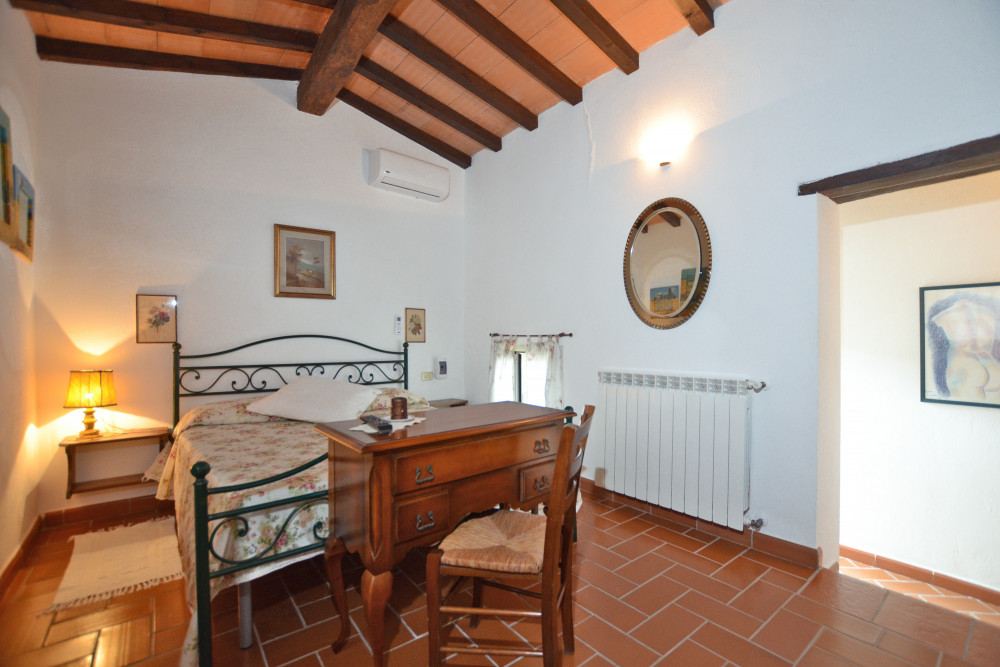 Tuscany 43