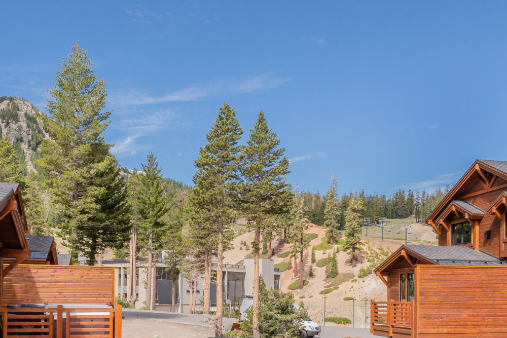 Mammoth Lakes 129