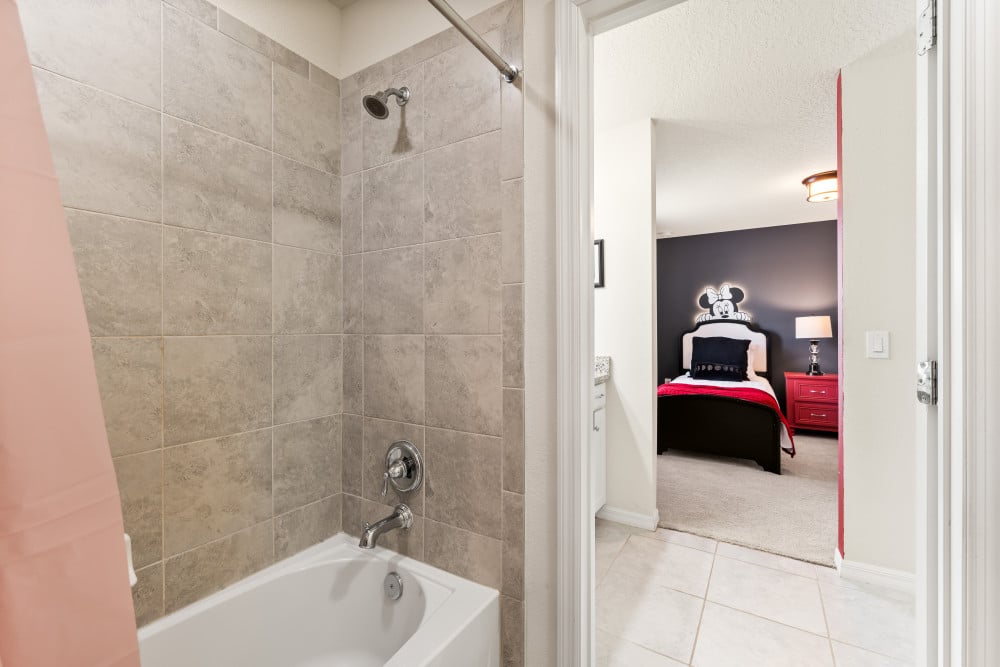 Windsor at Westside 901