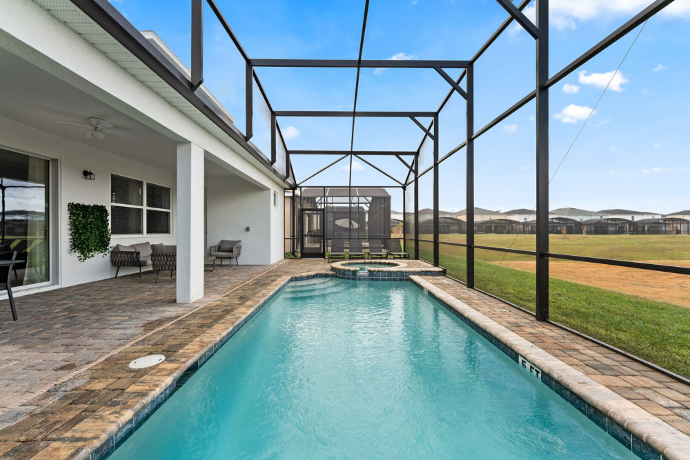 Solara Resort 616