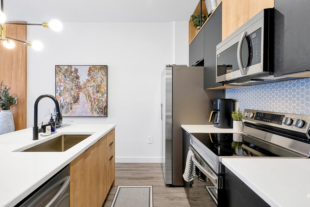 The Hub at Westside 18