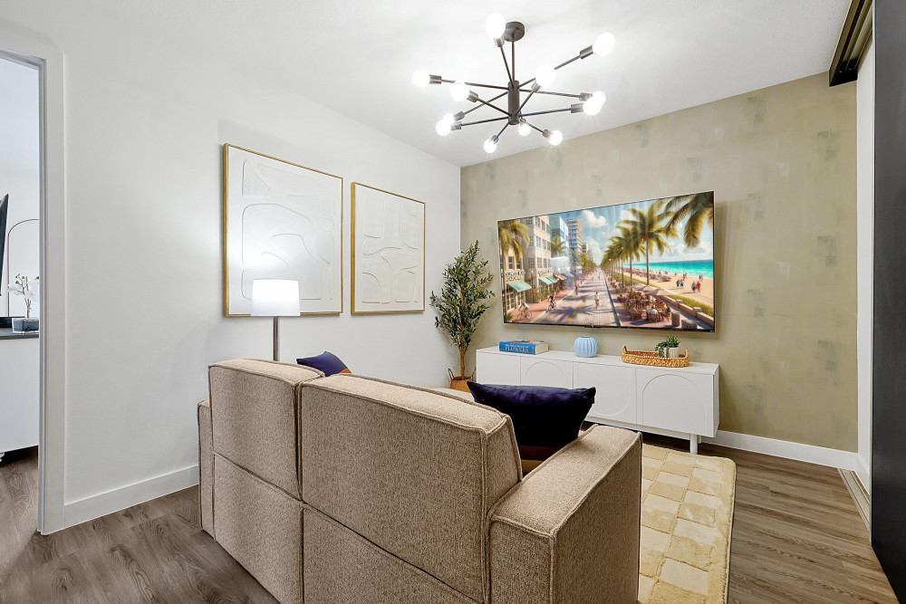 The Hub at Westside 18