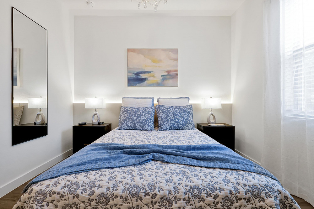 The Hub at Westside 18