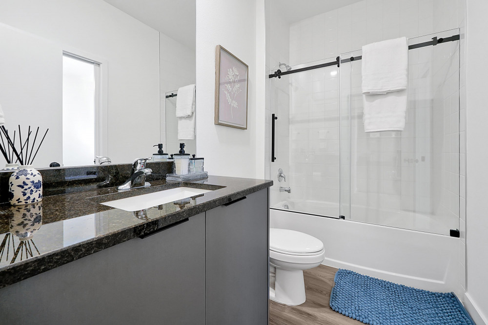 The Hub at Westside 18