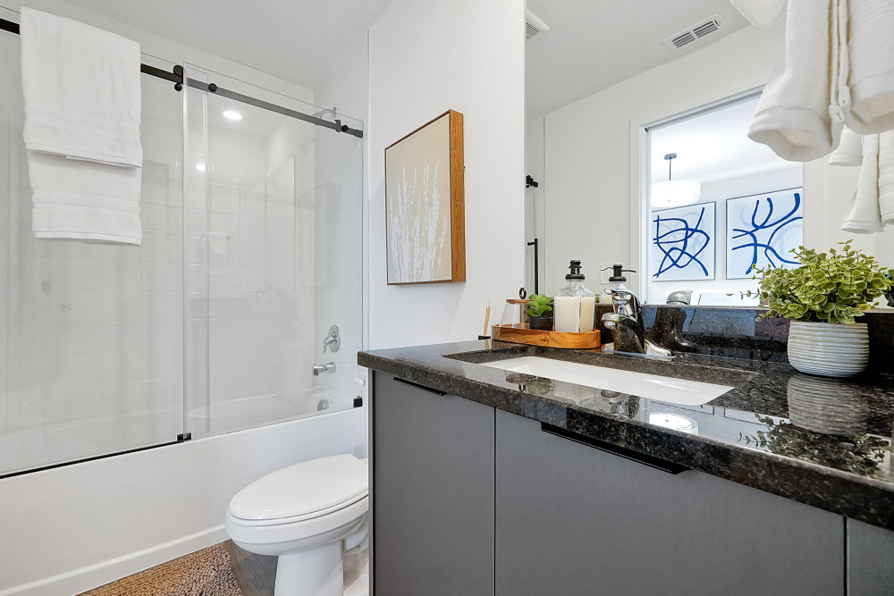 The Hub at Westside 18