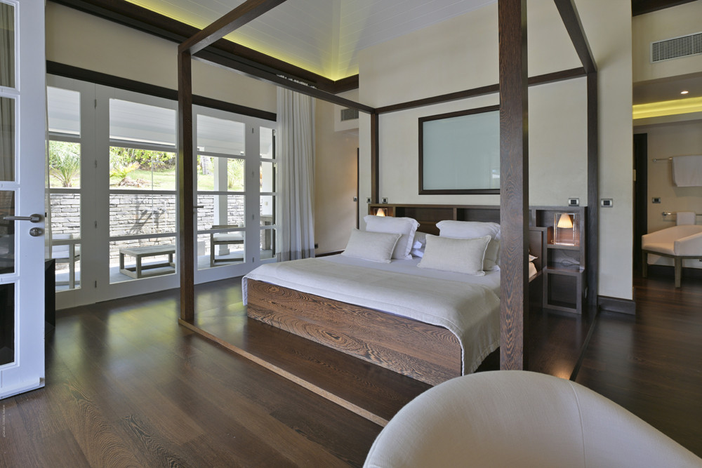 Villa Silver Rainbow