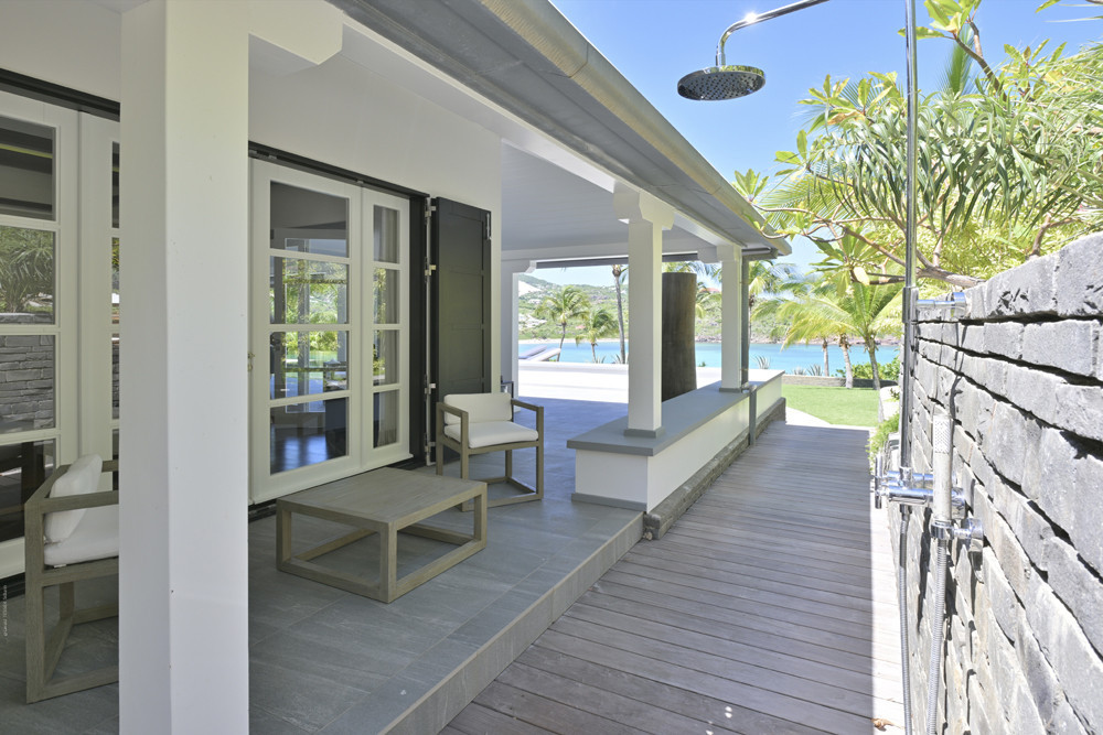 Villa Silver Rainbow