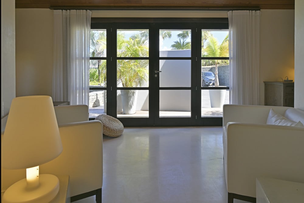 Villa Silver Rainbow