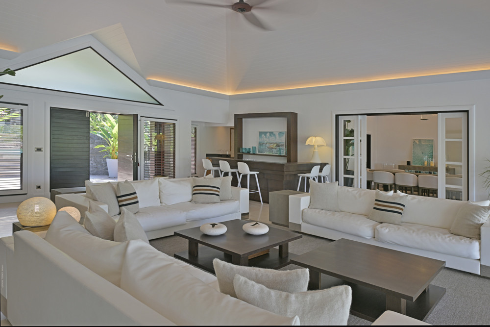 Villa Silver Rainbow