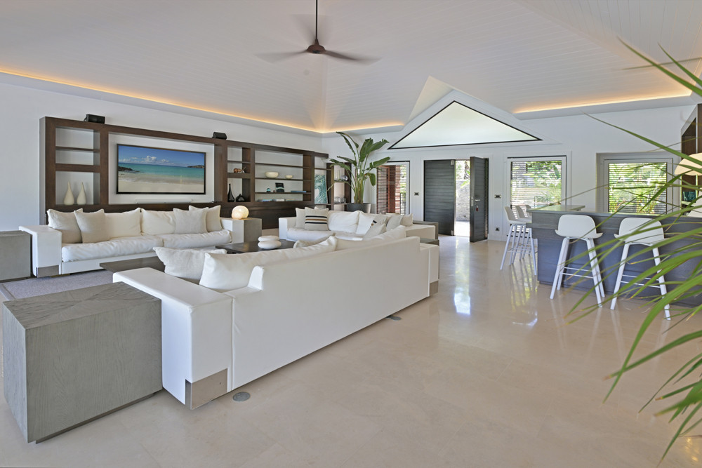 Villa Silver Rainbow