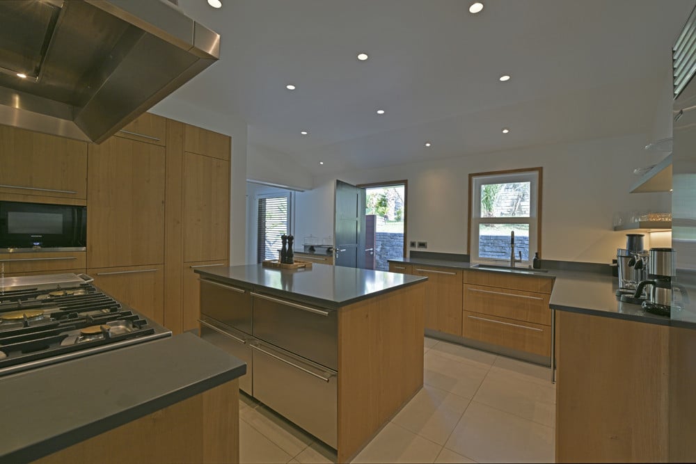 Villa Silver Rainbow