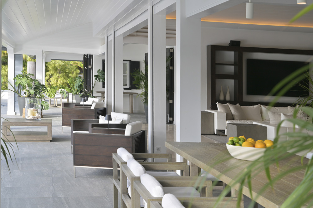 Villa Silver Rainbow