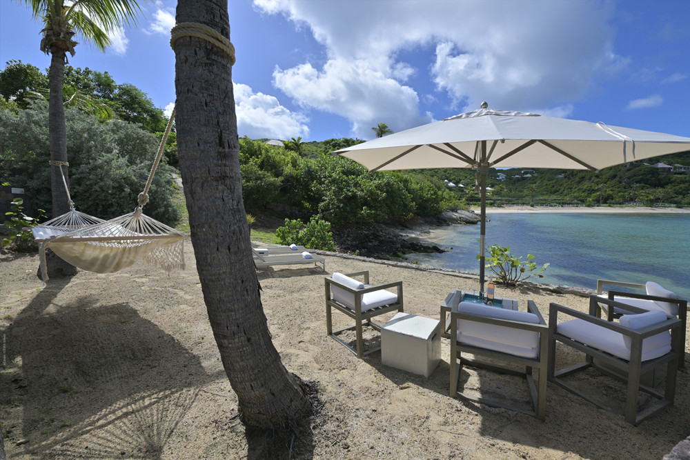 Villa Silver Rainbow