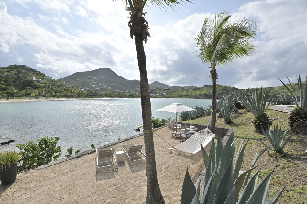 Villa Silver Rainbow