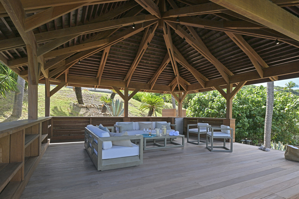 Villa Silver Rainbow