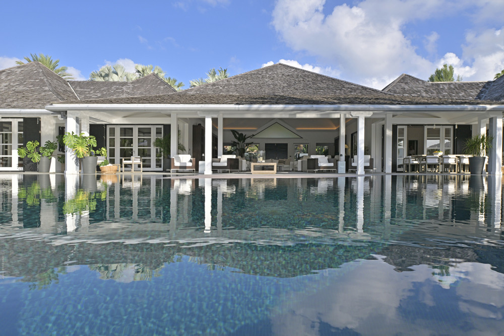 Villa Silver Rainbow