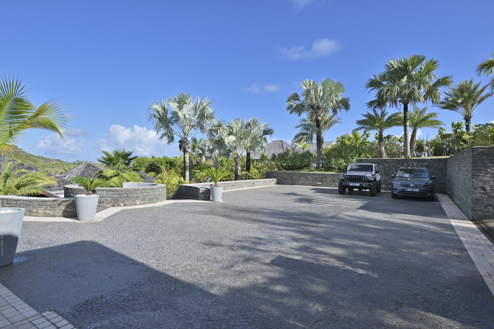 Villa Silver Rainbow