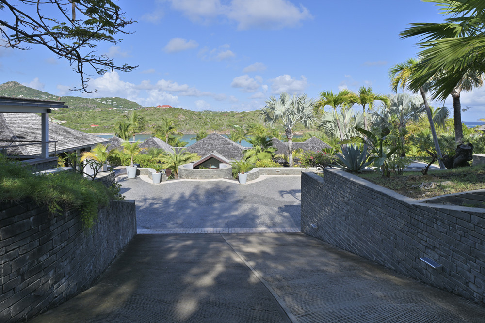 Villa Silver Rainbow