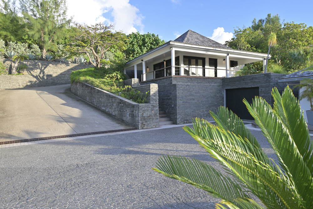 Villa Silver Rainbow