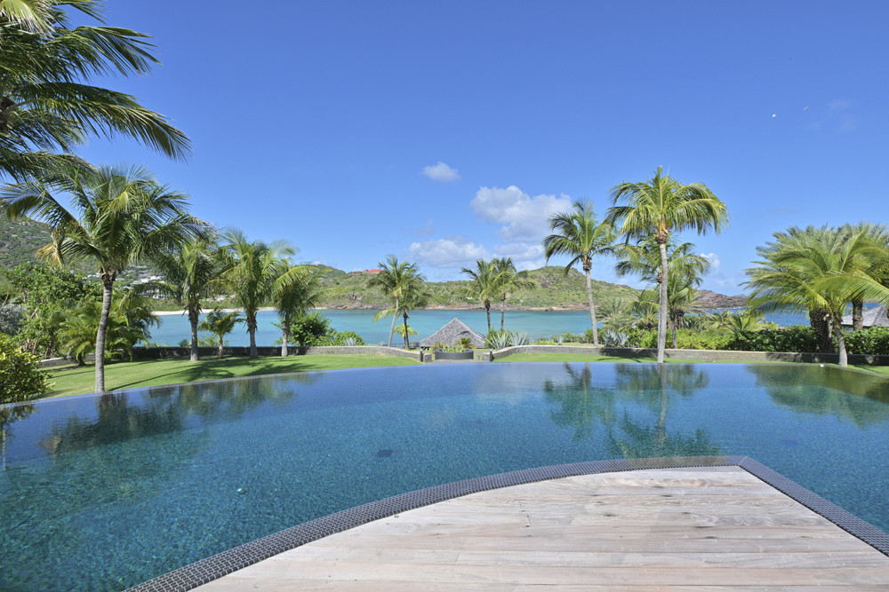 Villa Silver Rainbow