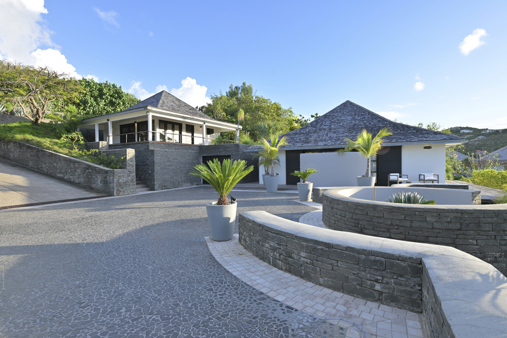 Villa Silver Rainbow