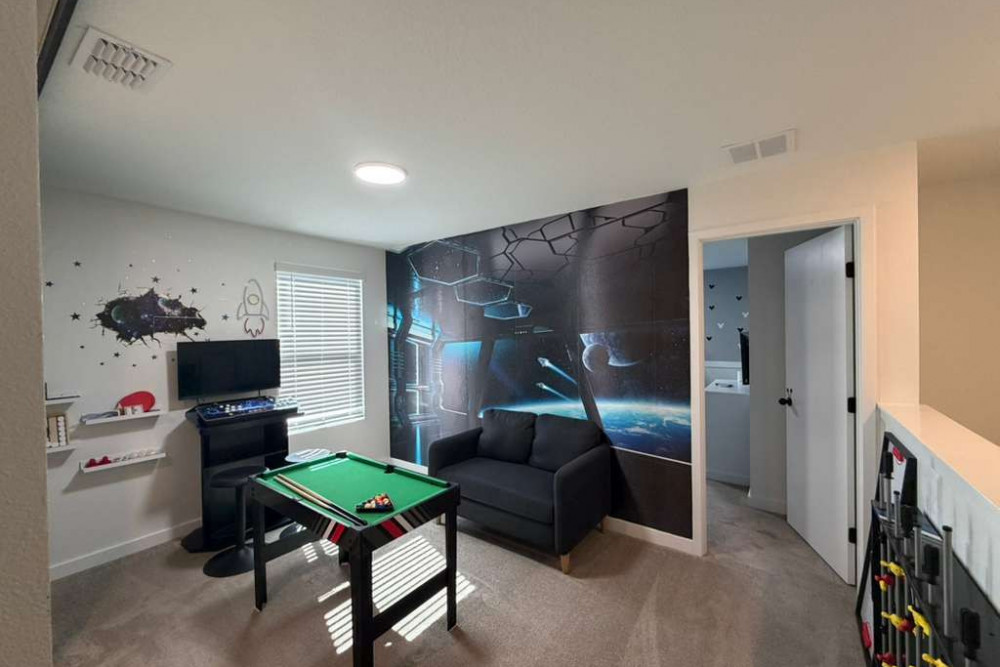 The Hub at Westside 17