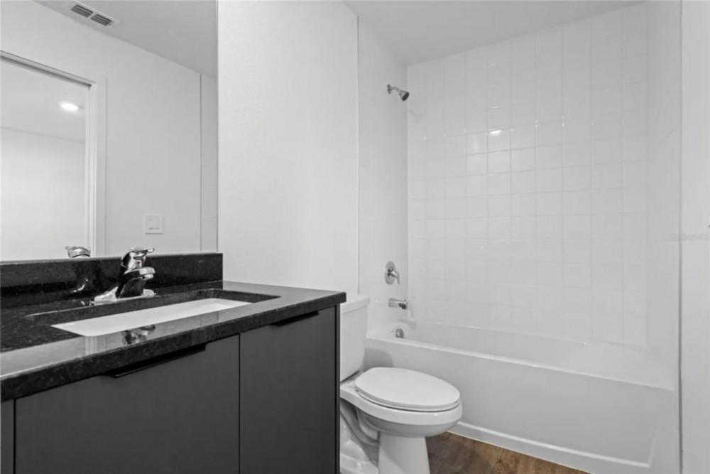 The Hub at Westside 17