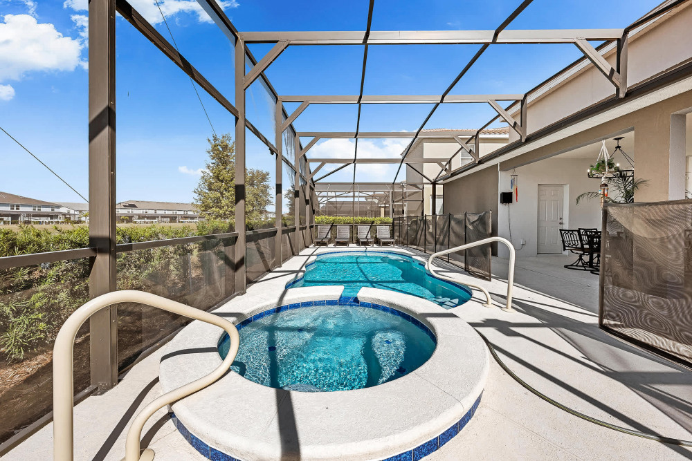 Solterra Resort 458