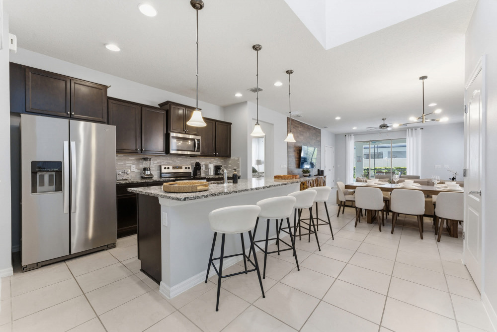 Windsor at Westside 2100