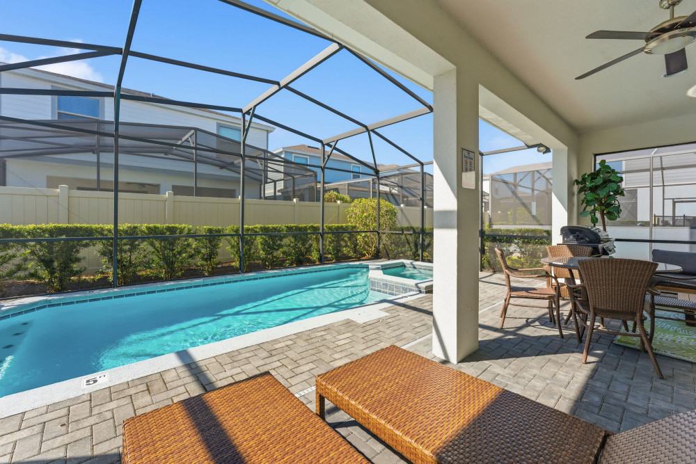 Windsor at Westside 2100