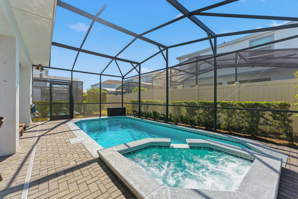 Windsor at Westside 2100