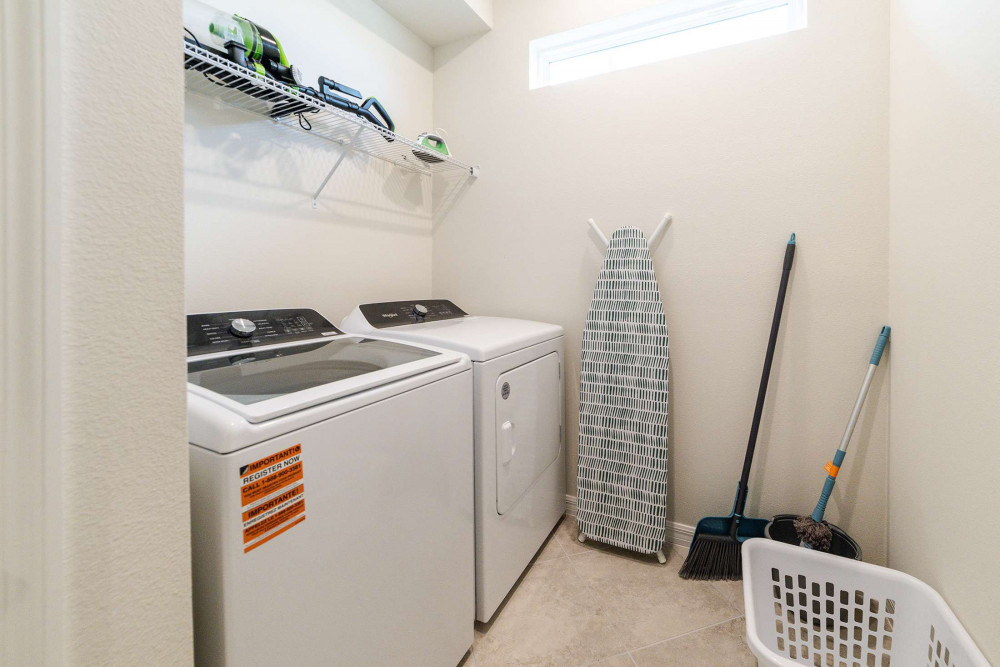 Windsor Cay 206