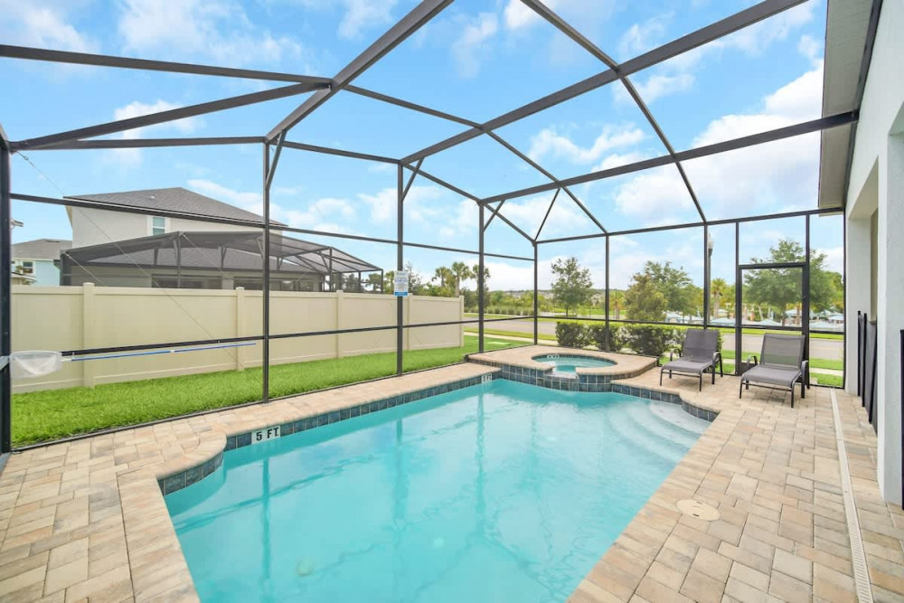 Solara Resort 651