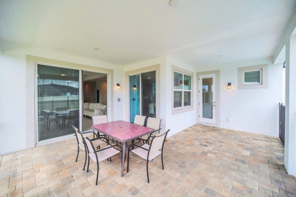 Solara Resort 651