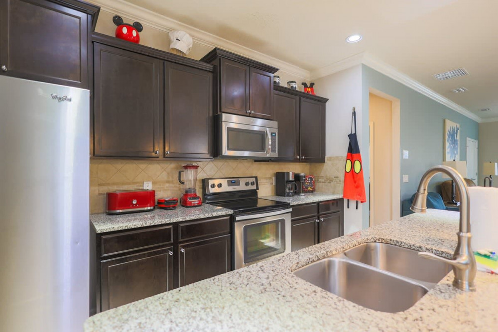 Windsor at Westside 2000