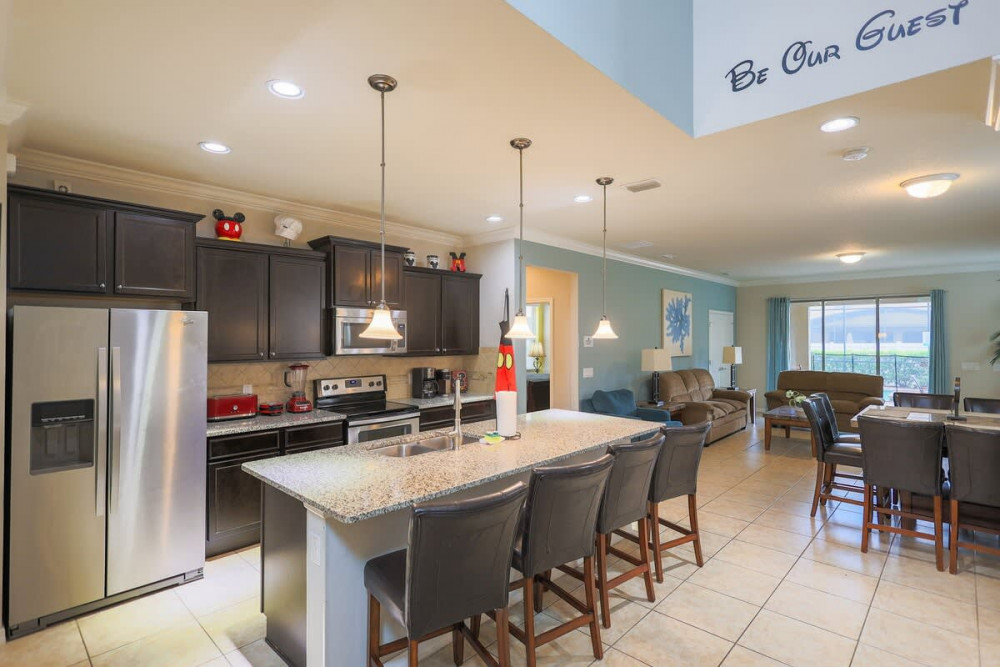 Windsor at Westside 2000