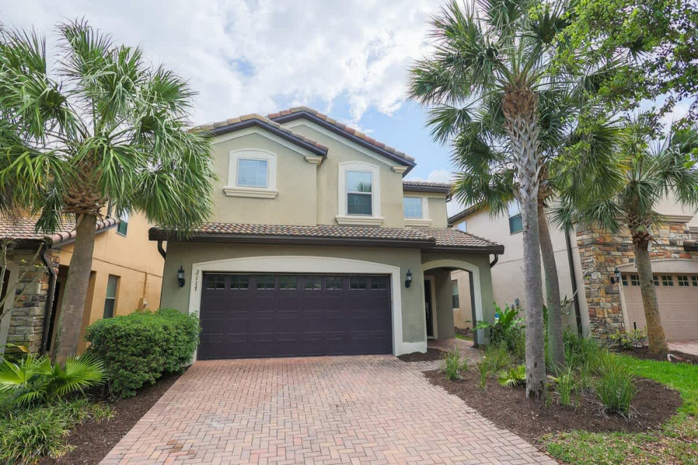 Windsor at Westside 2000