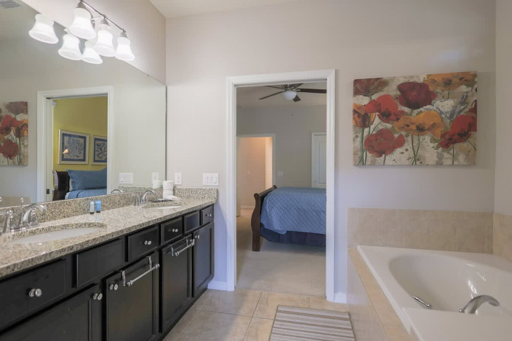 Windsor at Westside 2000